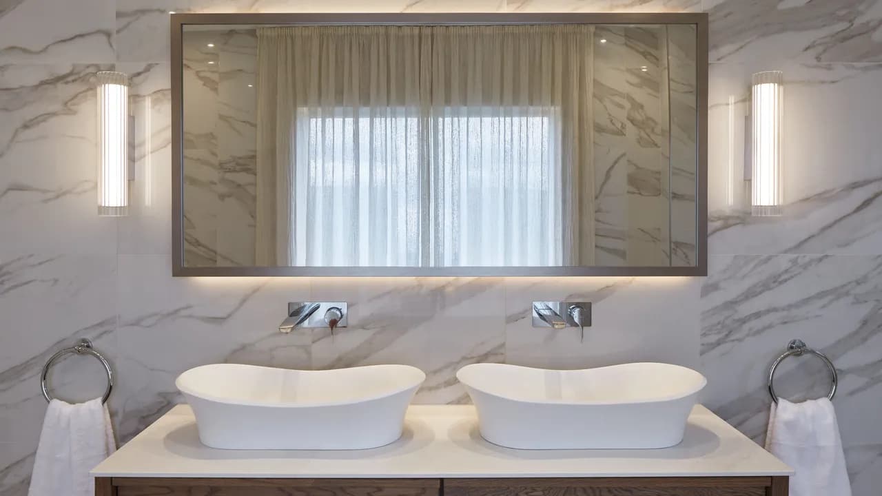 The secret to good bathroom lighting