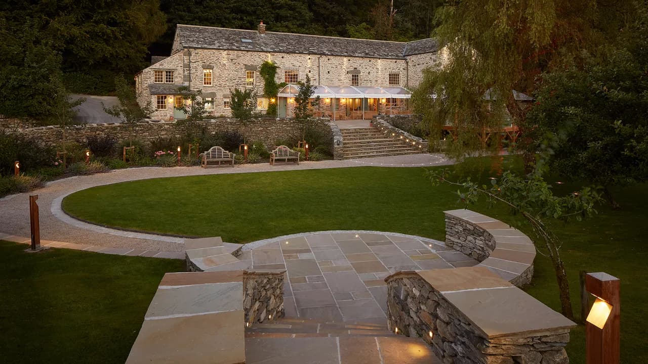 Sustainable landscaping lighting