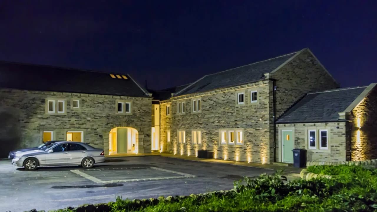 Halifax Country House